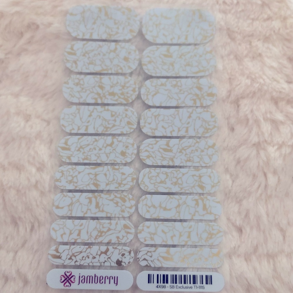 FULL SHEET: Jamberry 'SB Exclusive November 2015' nail wrap